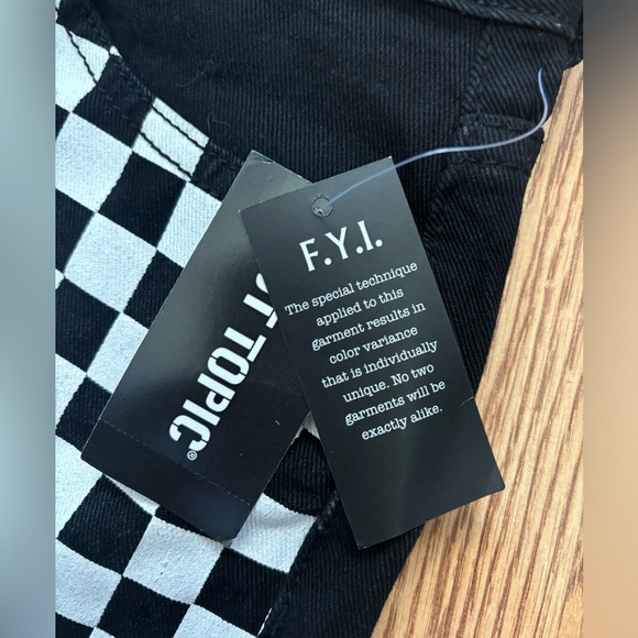 Hot topic blackheart high rise checkered shorts 1 - Picture 7 of 7
